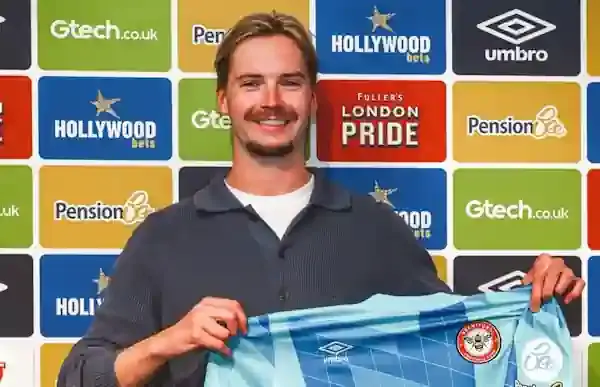 caoimhín kelleher tim saat ini