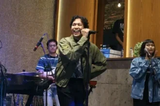 lirik lagu hindia everything u are